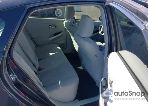 2015 Toyota Prius Two z USA, uszkodzony, nr VIN JTDKN3DU0F0434873